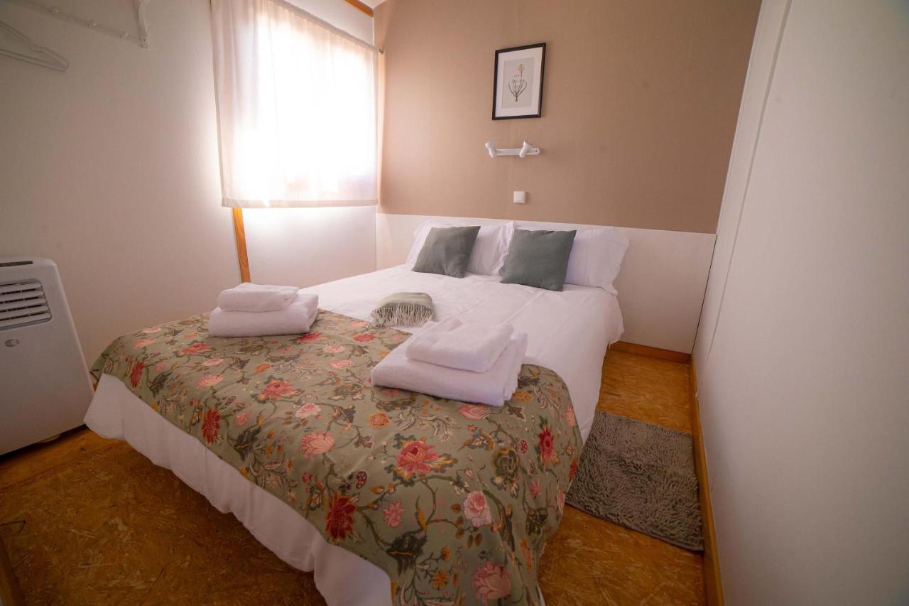 Las Casitas De Guadamur Luaran gambar